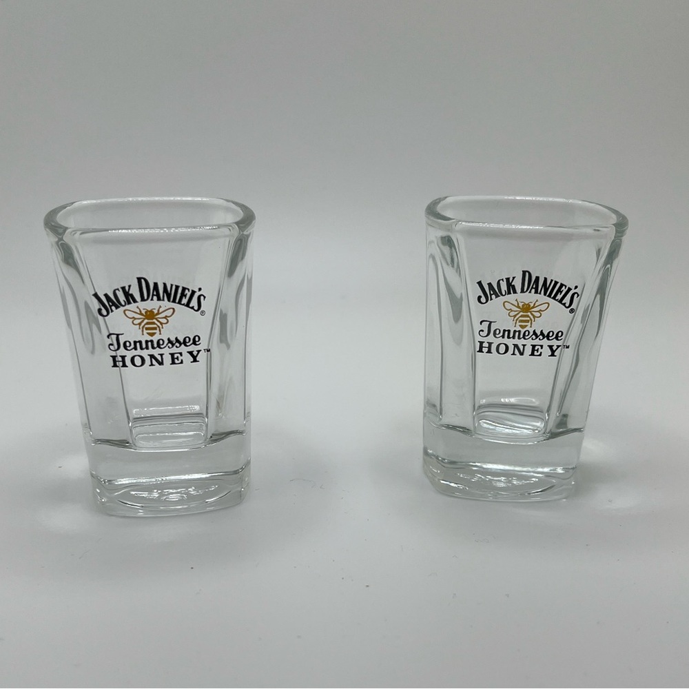 🔥Jack Daniels Whiskey 2 Tennessee Honey Clear Glass Gold Honey Bees Shot Glasses